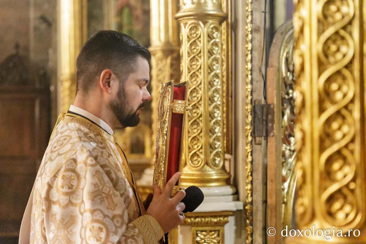 Liturghie arhierească la Catedrala Mitropolitană din Iași  în cinstea Sfinților Trei Ierarhi / Foto: pr. Silviu Cluci